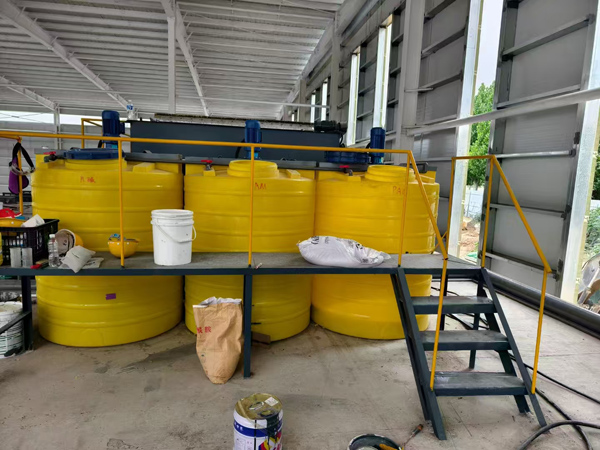 污水处理设备安装调试完成